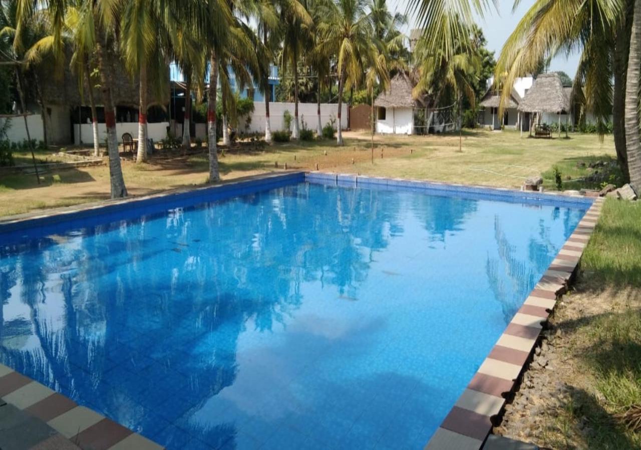 Olive Resort - Spacious 7 Bhk Ac Rooms With 1 Acre Garden, Swimming Pool And Outdoor Games Chennai Esterno foto