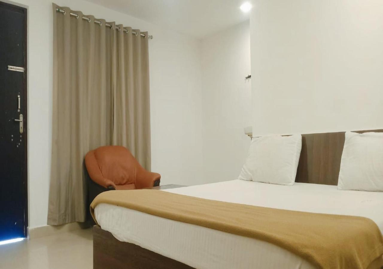 Olive Resort - Spacious 7 Bhk Ac Rooms With 1 Acre Garden, Swimming Pool And Outdoor Games Chennai Esterno foto